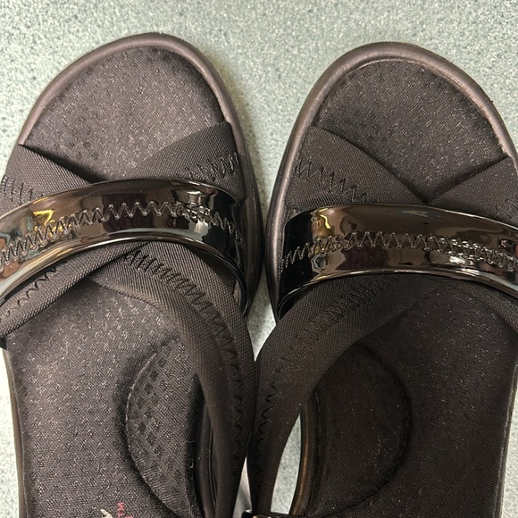Skechers memory foam women’s high heel sandals - Picture 10 of 10